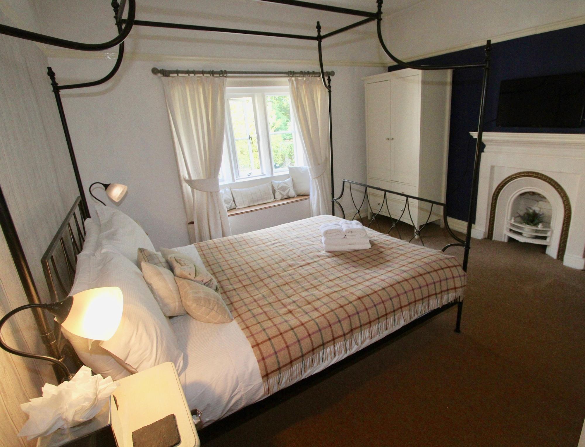 Ashfield House Hotel Грасингтън Екстериор снимка The bedroom at the Old Vicarage