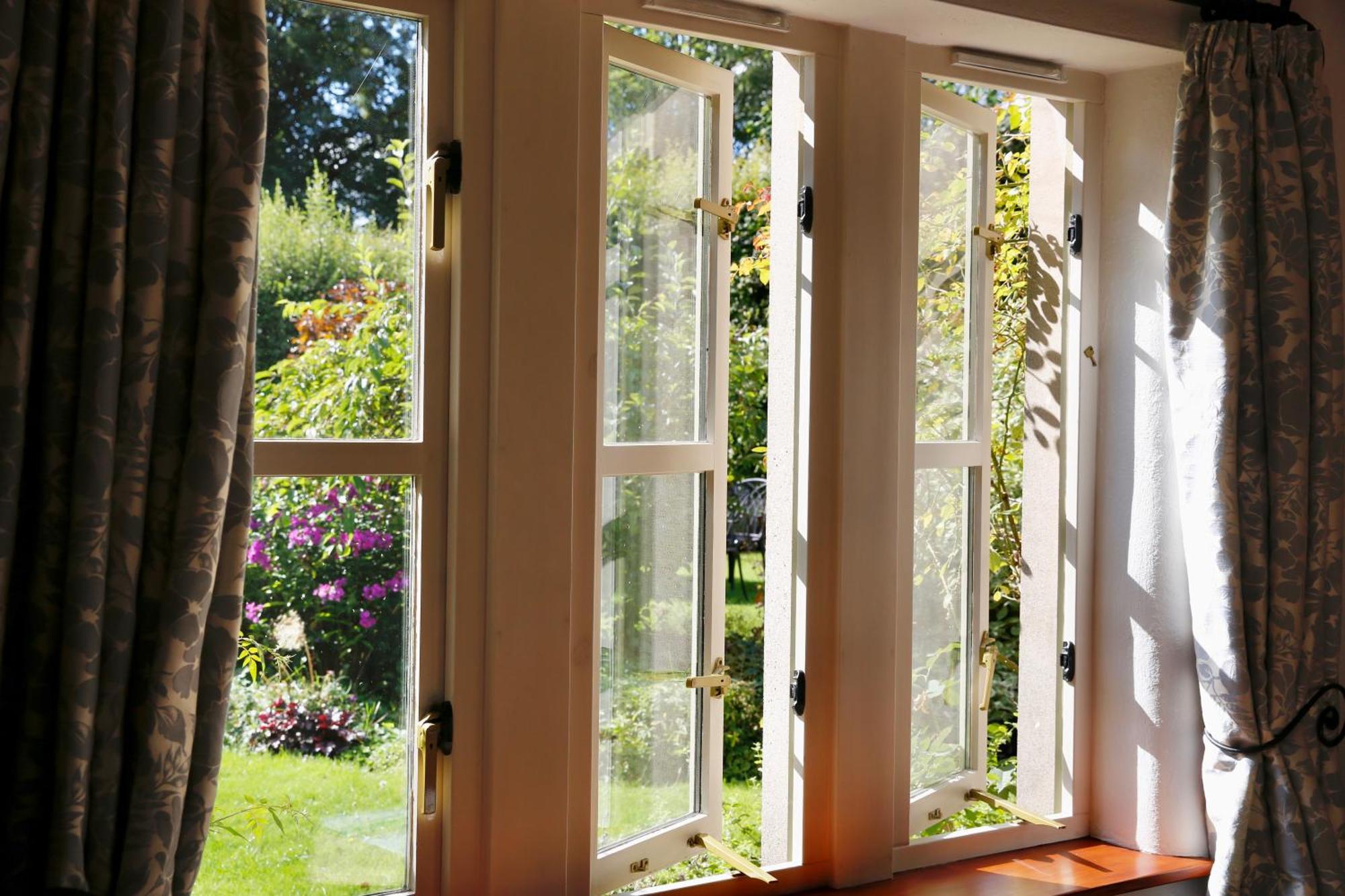 Ashfield House Hotel Грасингтън Стая снимка A window