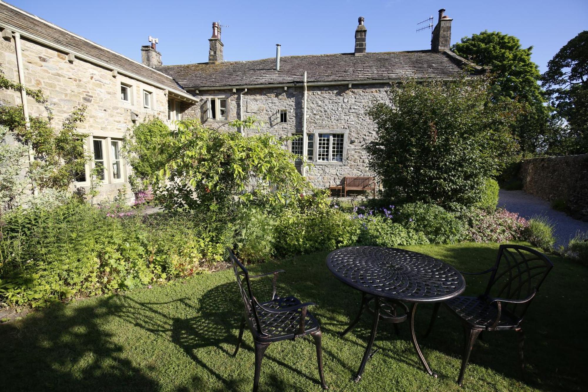Ashfield House Hotel Грасингтън Екстериор снимка The Old Post Office, Martindale